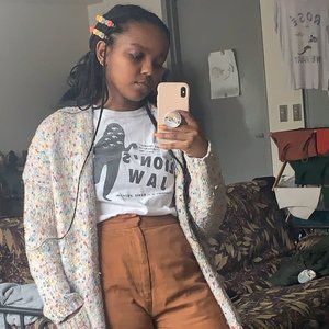 Meet your Posher, Laila